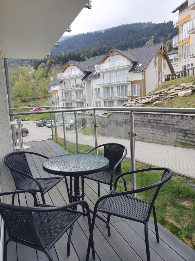 Apartament Sienna Czarna Gora Ischgl 18 Eksteriør billede